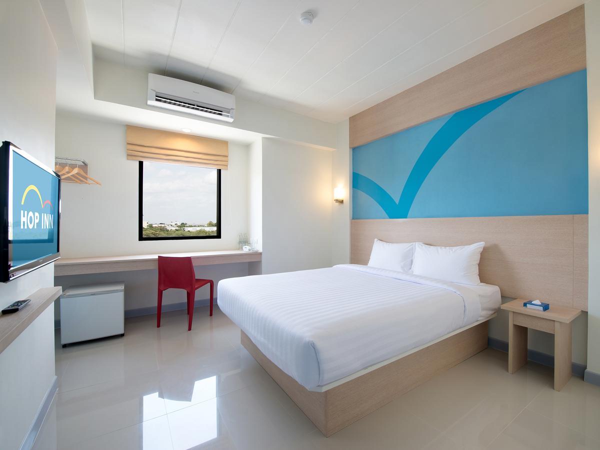 Hop Inn Lopburi Exterior photo